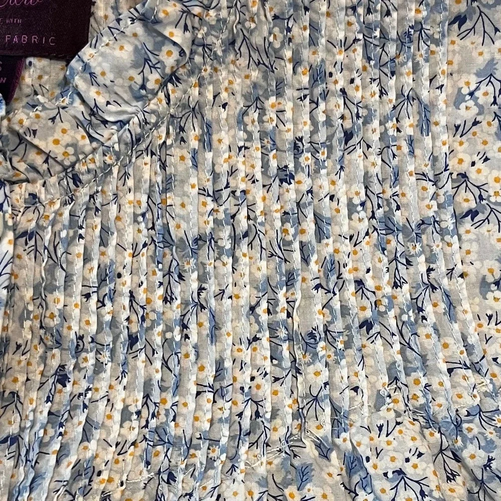J.Crew Liberty Fabric Floral Blouse Womens XS Blue Cottagecore Pintuck Top - Picture 5 of 11